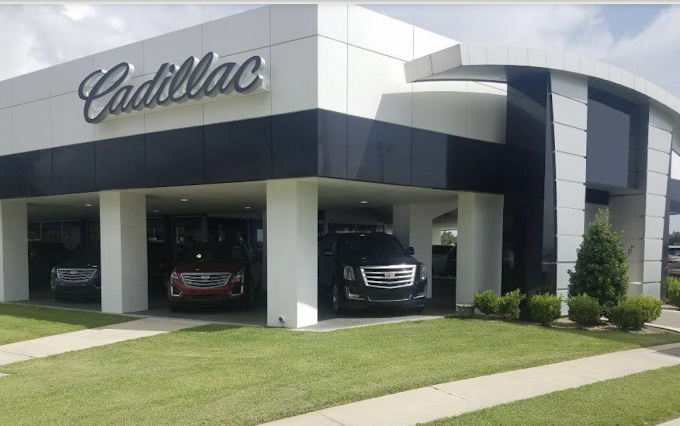 Dealership gallery photo 1